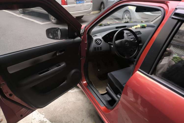 Used Suzuki Swift 2009 1.3L Manual Value Edition Driver Seat