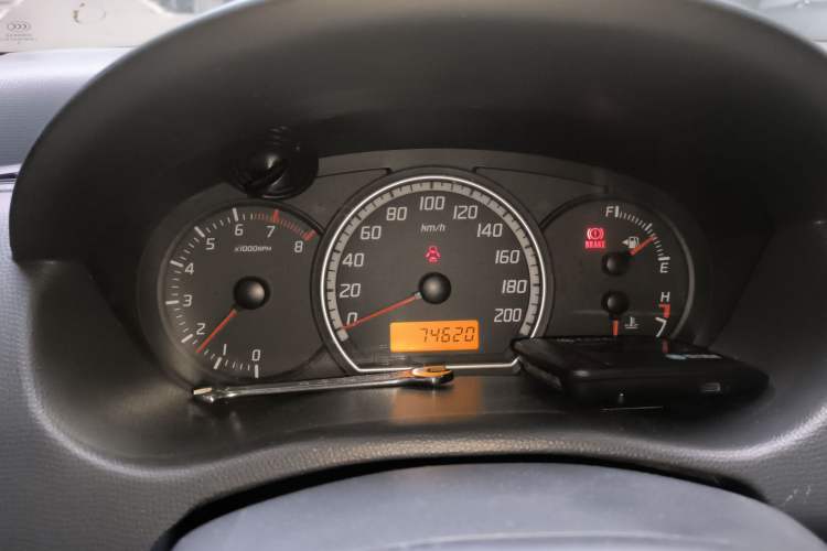 Used Suzuki Swift 2009 1.3L Manual Value Edition Instrument Cluster