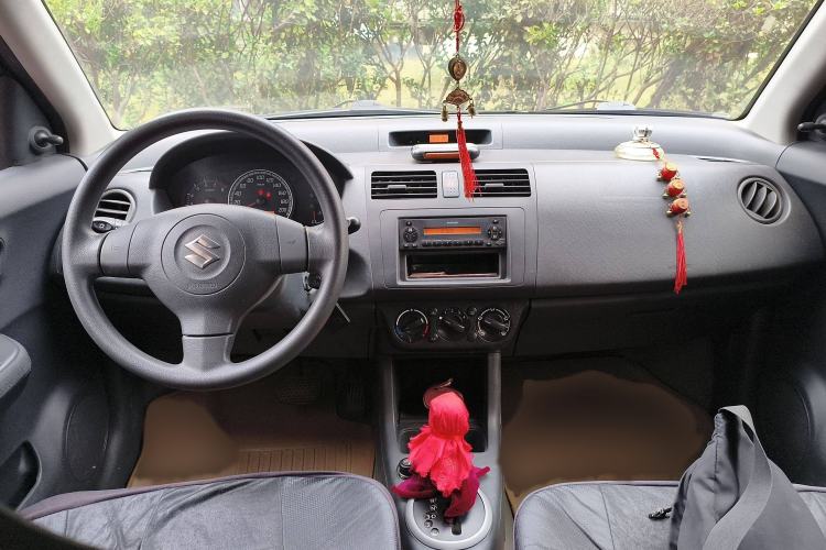 Used Suzuki Swift 2009 1.3L Automatic Value Edition Interior 2