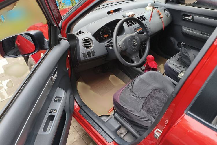 Used Suzuki Swift 2009 1.3L Automatic Value Edition Interior 3