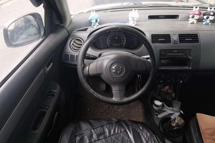 Used Suzuki Swift 2009 1.3L Manual Value Edition Steering Wheel