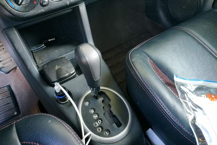 Used Suzuki Swift 2010 1.5L Automatic Champion Limited Edition Gear Lever