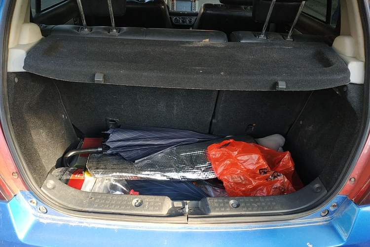 Used Suzuki Swift 2010 1.5L Automatic Champion Limited Edition Trunk