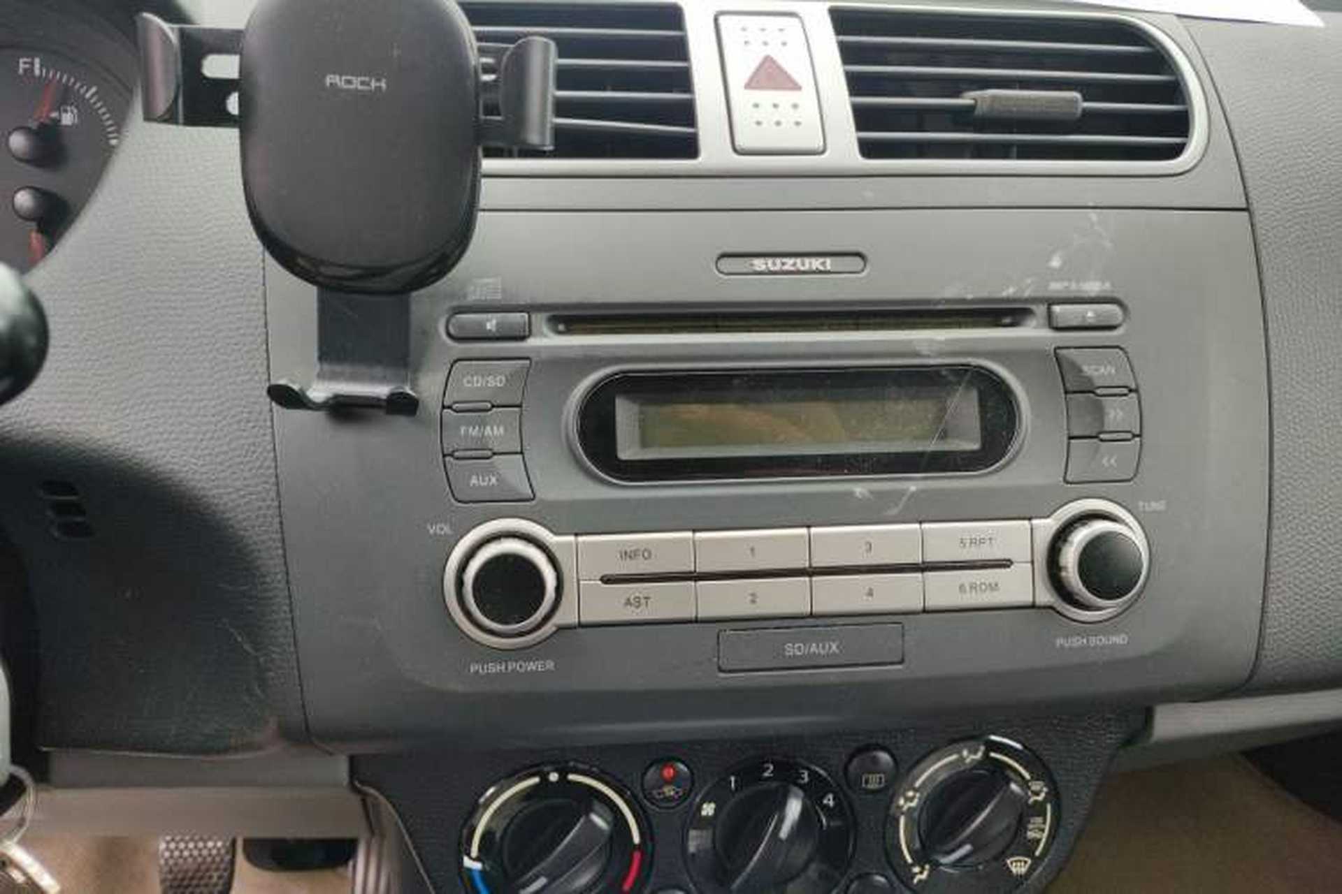 Used Suzuki Swift 2011 1.5L Manual Sport Edition Audio And AC Panel