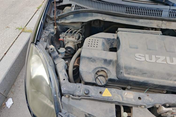 Used Suzuki Swift 2011 1.5L Manual Sport Edition Engine Bay Right
