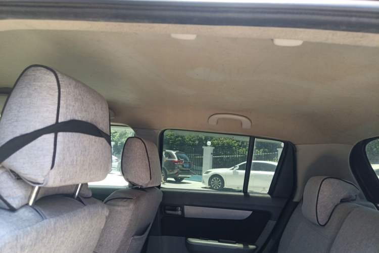 Used Suzuki Swift 2011 1.5L Manual Fashion Edition Headliner