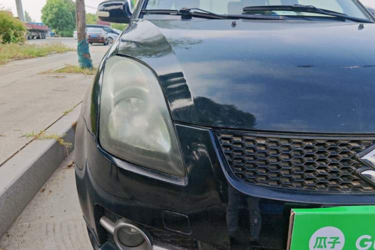 Used Suzuki Swift 2011 1.5L Manual Sport Edition Right Front Headlight