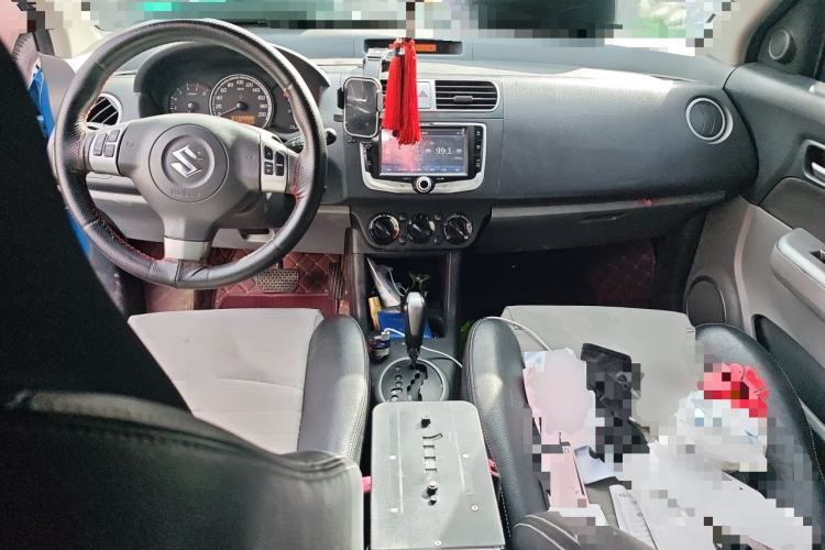 Used Suzuki Swift 2011 1.5L Automatic Sport Audiovisual Edition Center Console