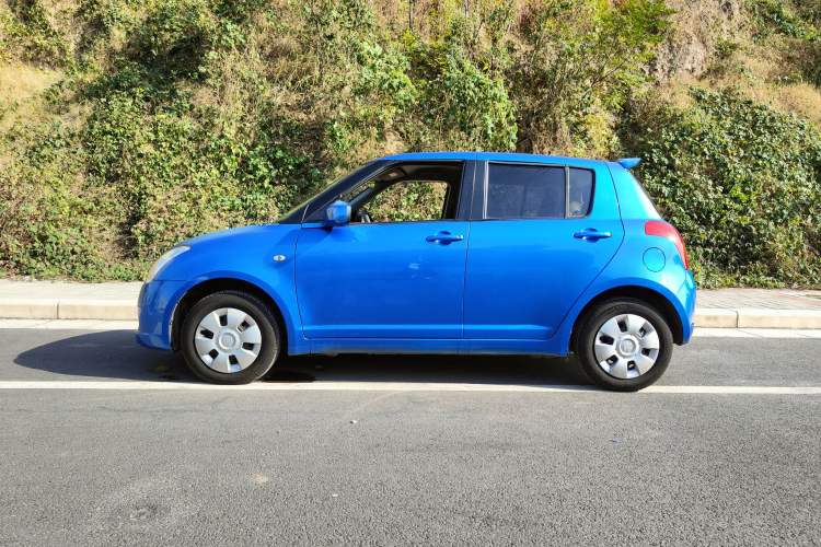 Used Suzuki Swift 2011 1.3L Manual Value Edition Exterior 3