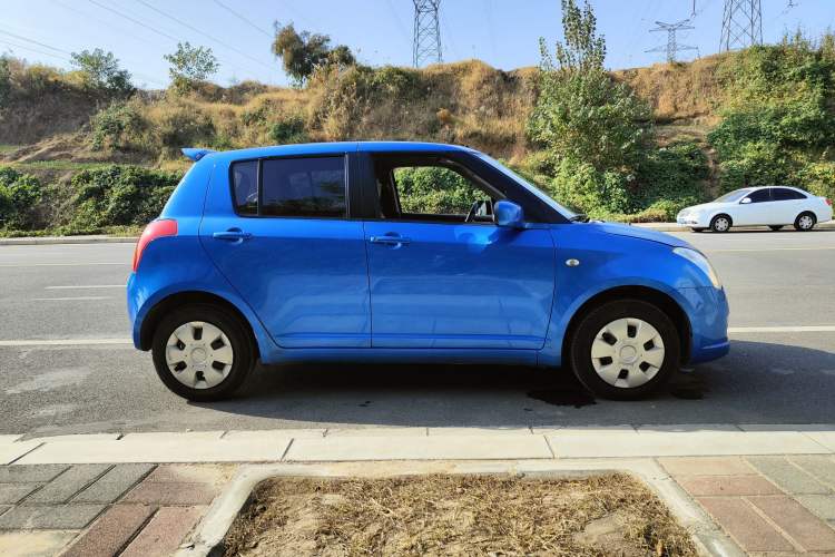Used Suzuki Swift 2011 1.3L Manual Value Edition Exterior 4
