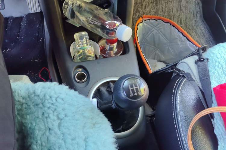 Used Suzuki Swift 2011 1.5L Manual Fashion Edition Gear Lever