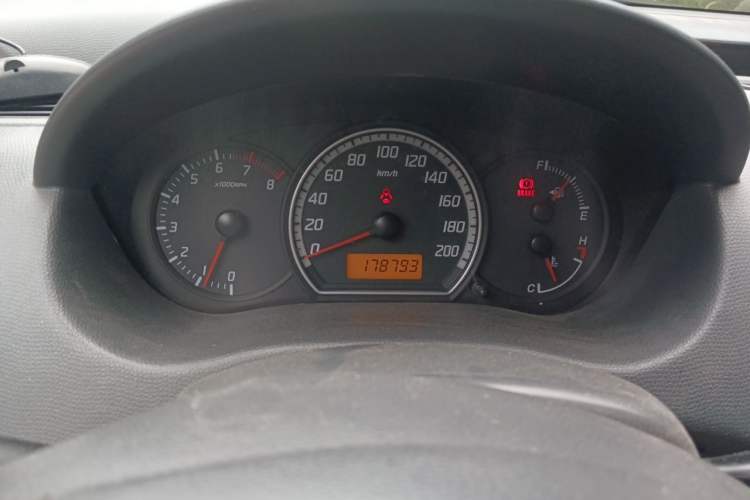 Used Suzuki Swift 2011 1.5L Manual Fashion Edition Instrument Cluster