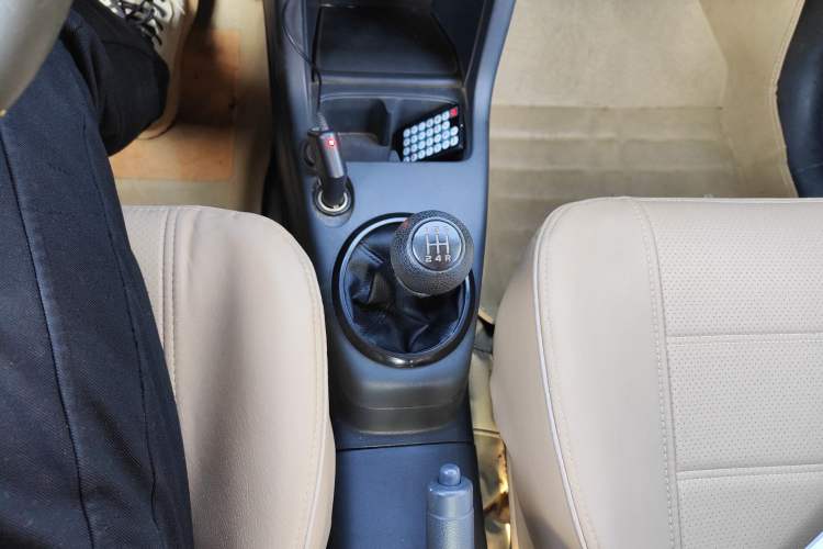 Used Suzuki Swift 2011 1.3L Manual Value Edition Interior 3