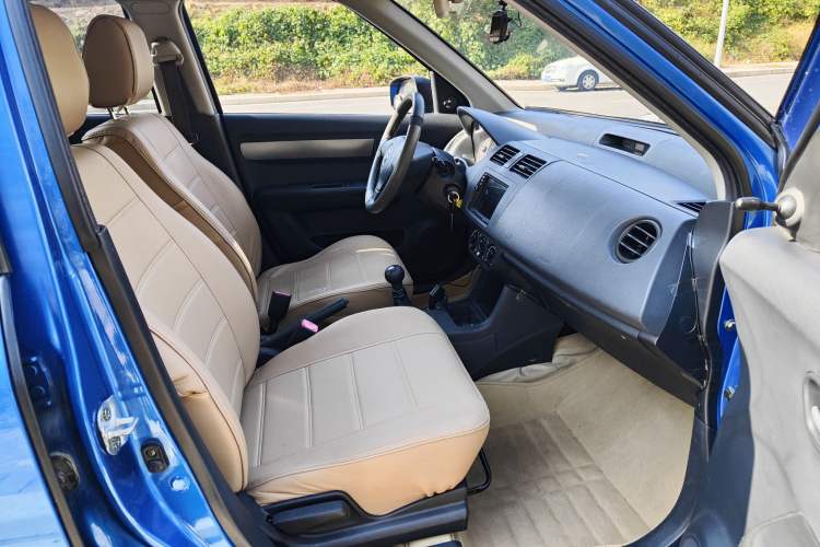 Used Suzuki Swift 2011 1.3L Manual Value Edition Interior 8