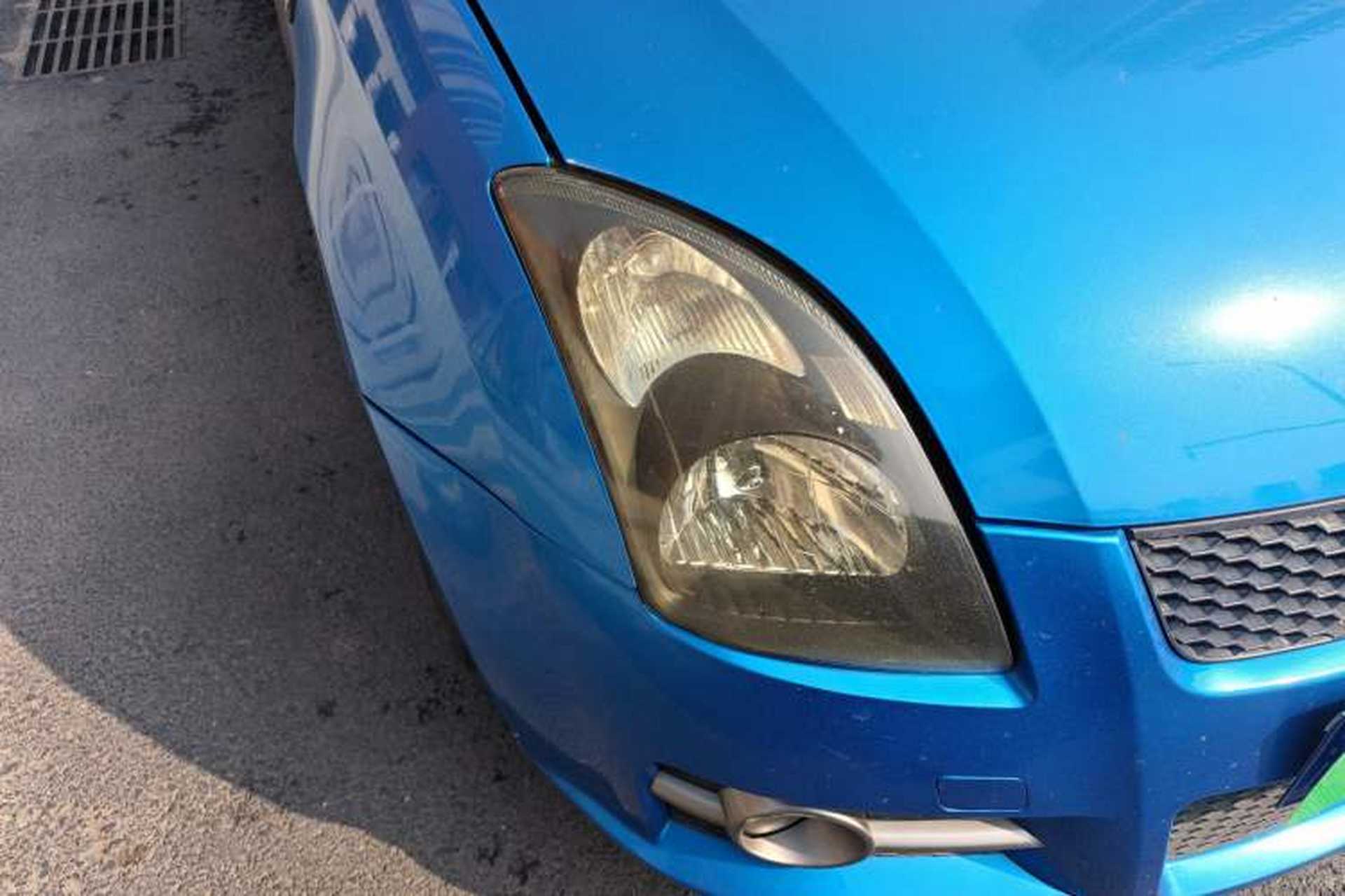 Used Suzuki Swift 2011 1.5L Manual Fashion Edition Right Front Headlight