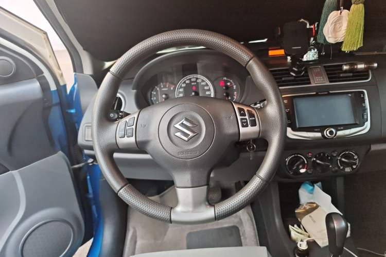 Used Suzuki Swift 2011 1.5L Automatic Sport Audiovisual Edition Steering Wheel