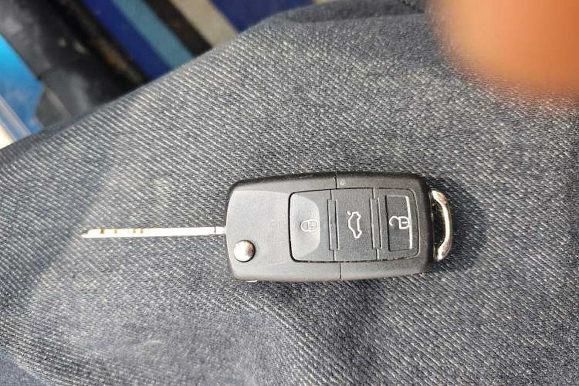 Used Suzuki Swift 2011 1.5L Manual Fashion Edition Vehicle Key