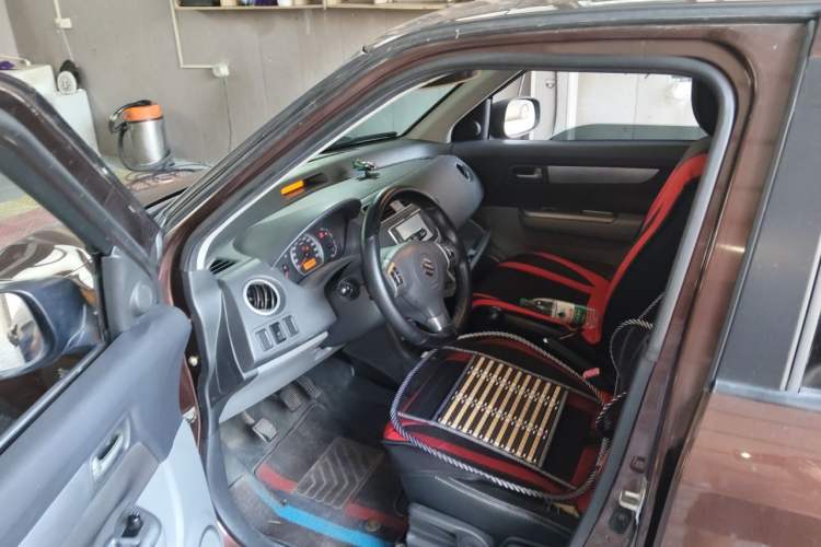 Used Suzuki Swift 2011 1.5L Manual Sport Audiovisual Edition Driver Seat