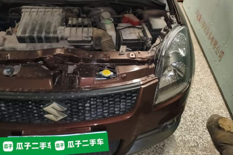 Used Suzuki Swift 2011 1.5L Manual Fashion Edition Engine Bay Left