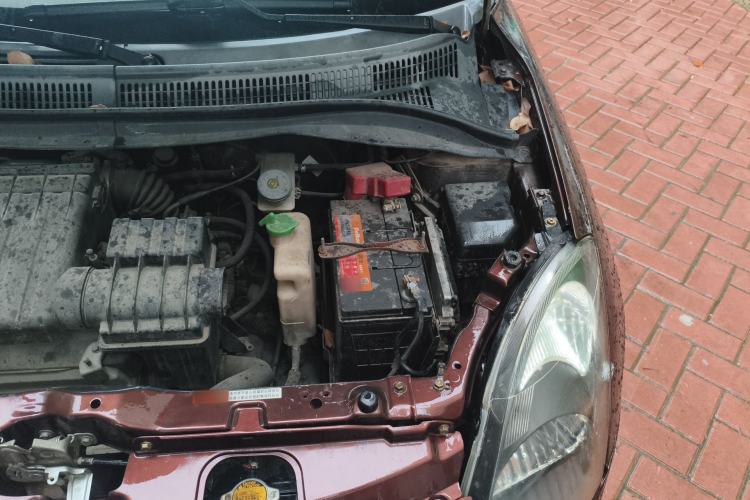 Used Suzuki Swift 2011 1.5L Manual Fashion Edition Engine Bay Left