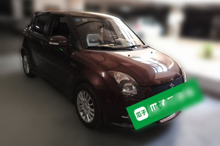 Used Suzuki Swift 2011 1.5L Automatic Fashion Edition Front Right 45 Deg
