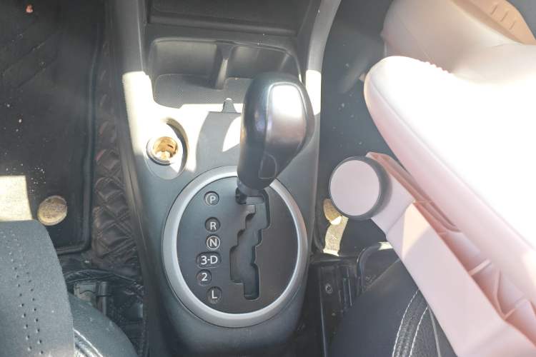 Used Suzuki Swift 2011 1.5L Automatic Sport Edition Gear Lever