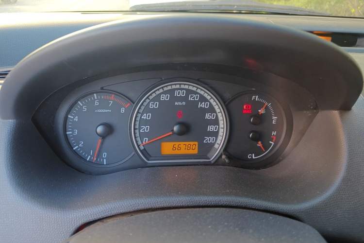 Used Suzuki Swift 2011 1.5L Manual Fashion Edition Instrument Cluster