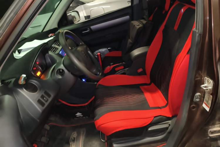 Used Suzuki Swift 2011 1.5L Manual Fashion Edition Left Front Seat