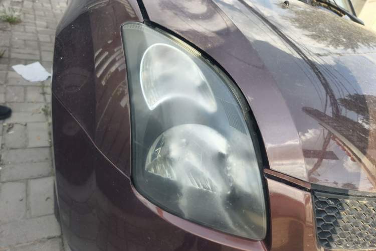 Used Suzuki Swift 2011 1.5L Manual Sport Audiovisual Edition Right Front Headlight