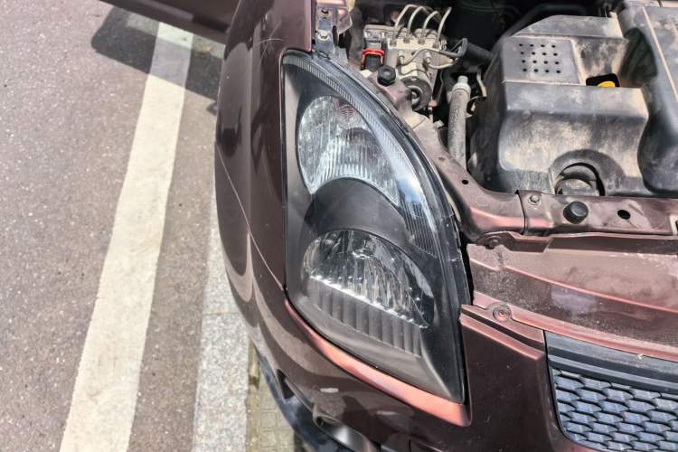 Used Suzuki Swift 2011 1.5L Automatic Sport Edition Right Front Headlight