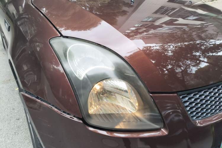 Used Suzuki Swift 2011 1.5L Automatic Sport Audiovisual Edition Right Front Headlight