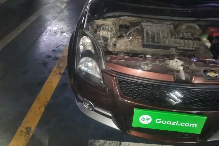 Used Suzuki Swift 2011 1.5L Automatic Fashion Edition Right Front Headlight