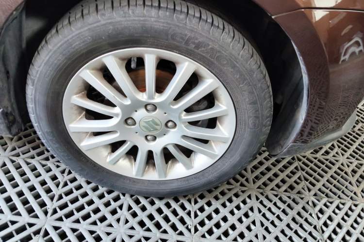 Used Suzuki Swift 2011 1.5L Manual Sport Audiovisual Edition Right Front Wheel Hub