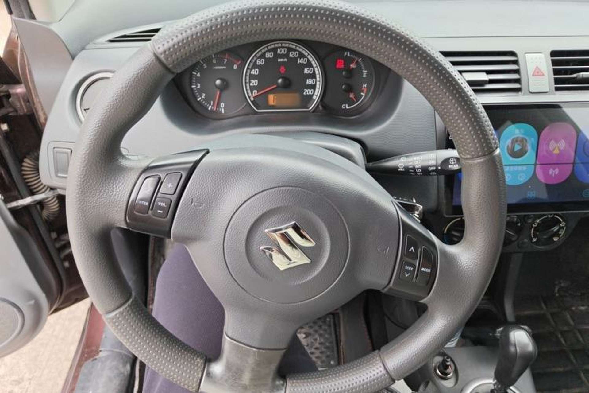 Used Suzuki Swift 2011 1.5L Automatic Fashion Edition Steering Wheel