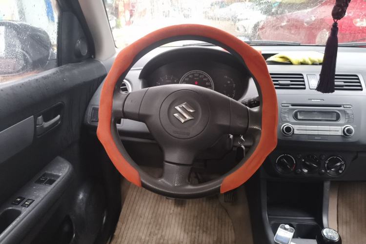 Used Suzuki Swift 2011 1.5L Manual Fashion Edition Steering Wheel