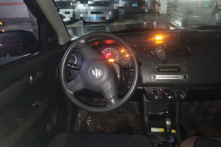 Used Suzuki Swift 2011 1.5L Automatic Fashion Edition Steering Wheel