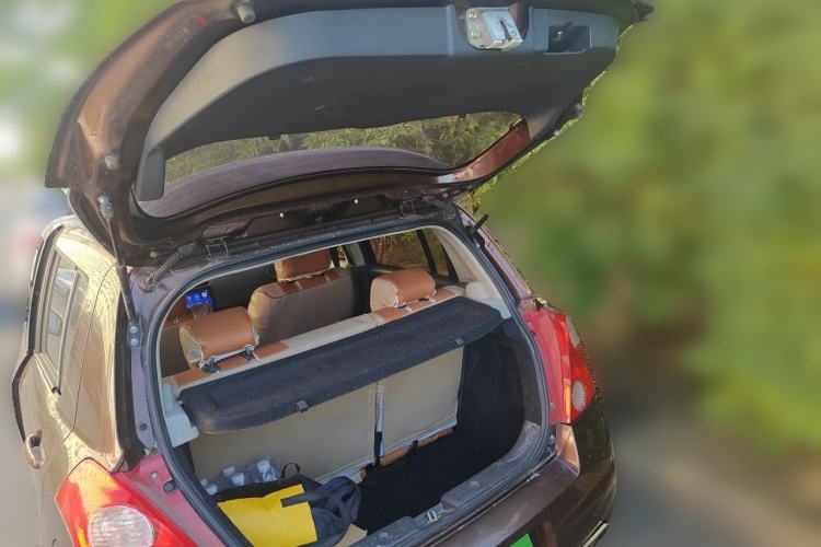 Used Suzuki Swift 2011 1.5L Manual Fashion Edition Trunk