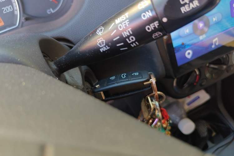 Used Suzuki Swift 2011 1.5L Manual Fashion Edition Vehicle Key