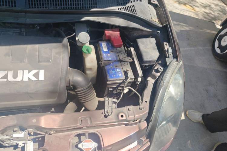 Used Suzuki Swift 2011 1.5L Manual Sport Edition Engine Bay Left