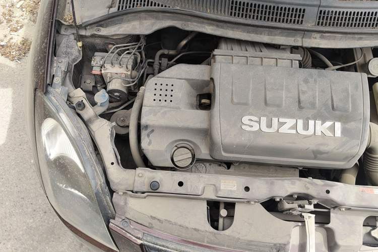 Used Suzuki Swift 2011 1.5L Manual Fashion Edition Engine Bay Right