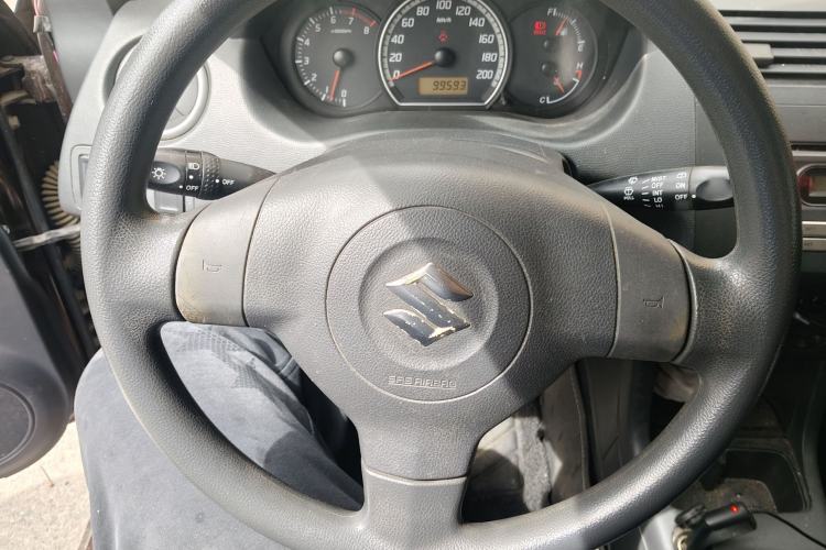 Used Suzuki Swift 2011 1.5L Manual Fashion Edition Steering Wheel
