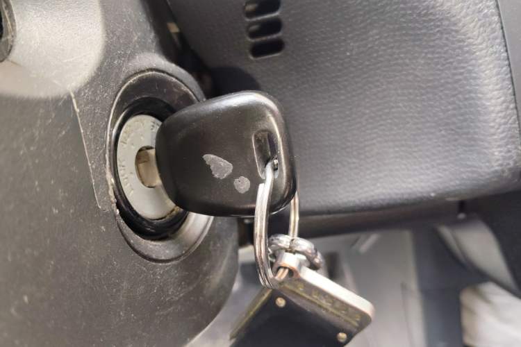 Used Suzuki Swift 2011 1.5L Manual Fashion Edition Vehicle Key