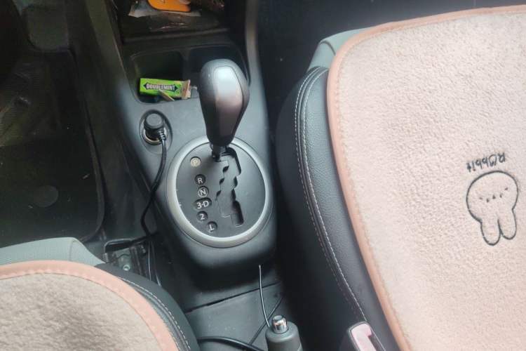 Used Suzuki Swift 2011 1.5L Automatic Sport Edition Gear Lever