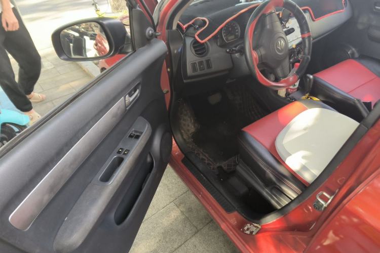Used Suzuki Swift 2011 1.3L Automatic Fashion Edition Driver Seat