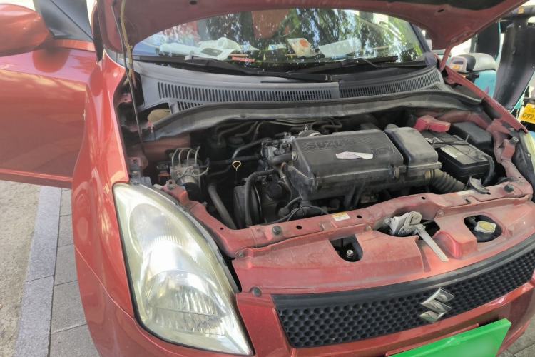 Used Suzuki Swift 2011 1.3L Automatic Fashion Edition Engine Bay Right