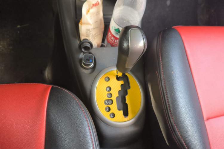 Used Suzuki Swift 2011 1.3L Automatic Fashion Edition Gear Lever