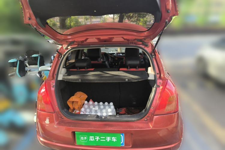 Used Suzuki Swift 2011 1.3L Automatic Fashion Edition Trunk