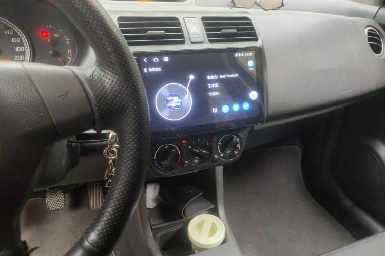 Used Suzuki Swift 2011 1.5L Manual Fashion Edition Audio And AC Panel