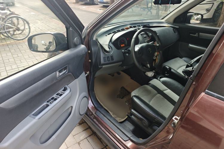 Used Suzuki Swift 2011 1.5L Manual Fashion Edition Driver Seat