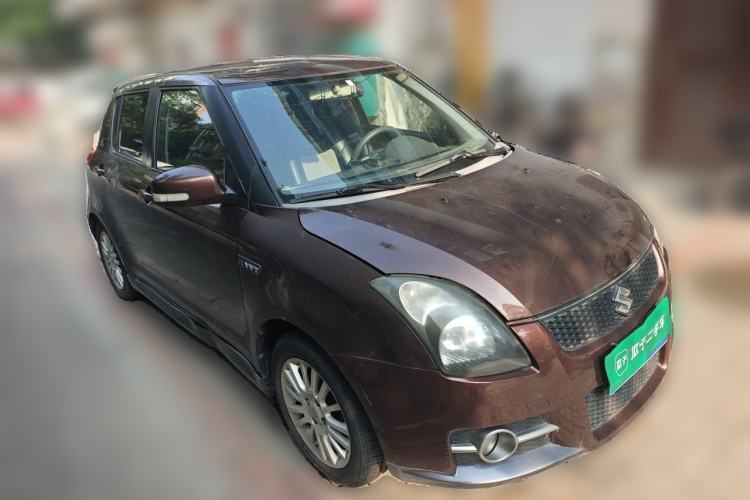 Used Suzuki Swift 2011 1.5L Manual Fashion Edition Front Right 45 Deg